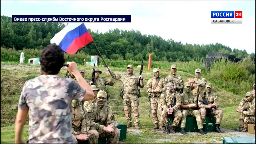 Юлия Чичерина дала в Хабаровске концерт для бойцов Росгвардии