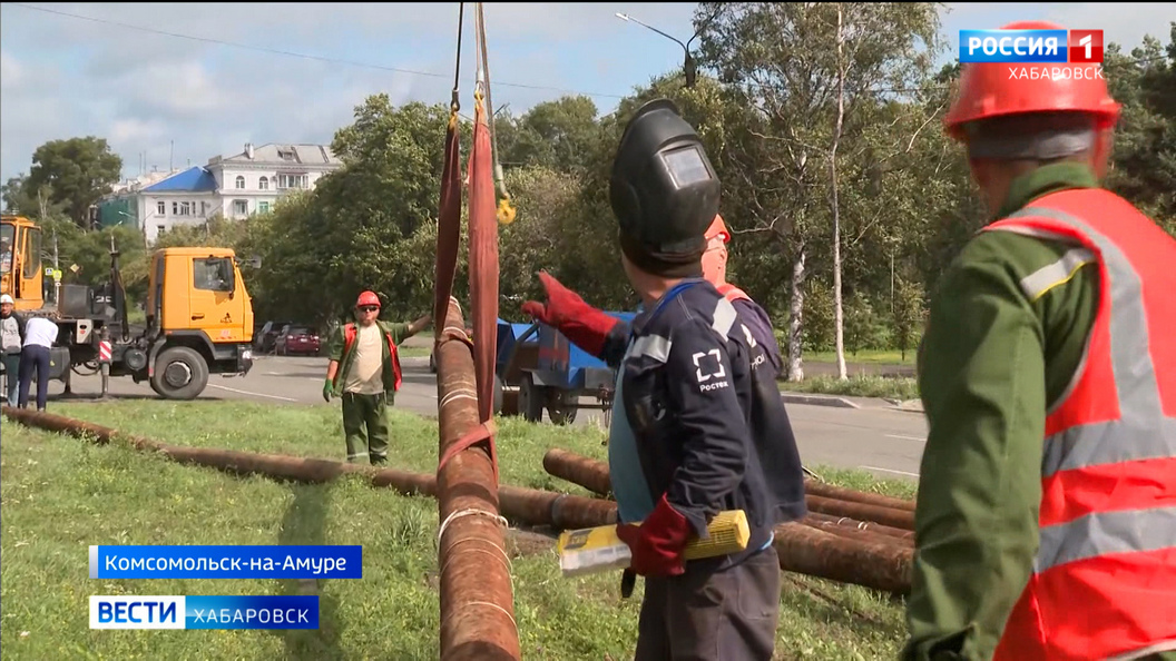 В Комсомольске для защиты города смонтировали временные трубопроводы вдоль дамбы
