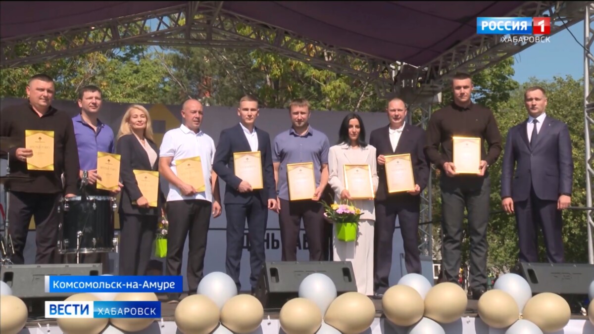 «Наши люди – пример для всего края»: на НПЗ Города юности чествовали лучших сотрудников