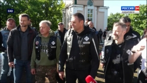 Более 300 байкеров из трёх дальневосточных регионов почтили память участников Второй Мировой войны
