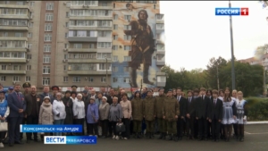 Мурал Победы открыли в Городе юности по инициативе Максима Иванова: «Мы помним подвиги наших героев»