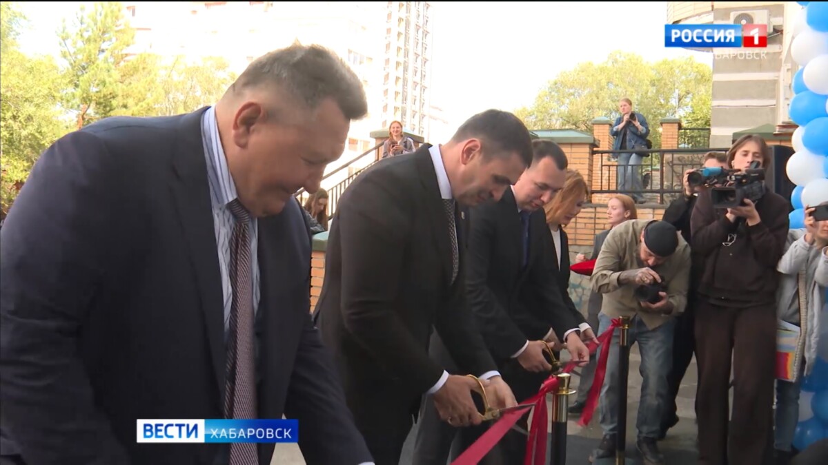 «Одна общая цель – помогать»: в Хабаровске открыли первый на Дальнем Востоке волонтёрский центр РМК
