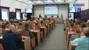 «Минимизировать отток кадров»: в Хабаровске обсудили систему наставничества для молодых медиков