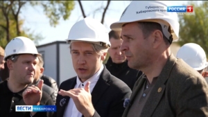 Смотрите в 21:10. Дмитрий Демешин проинспектировал стройплощадки школ в Хабаровске