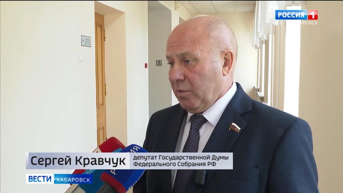 Электротранспорт, застройка, дороги: Сергей Кравчук провёл встречу с городскими депутатами