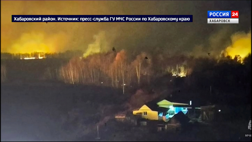Лесной пожар подступающий к поселку Победа остановили огнеборцы